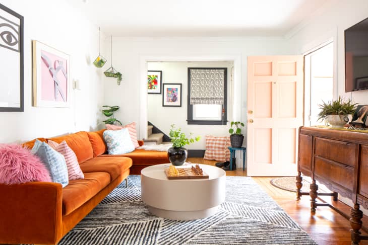A clean house outlet